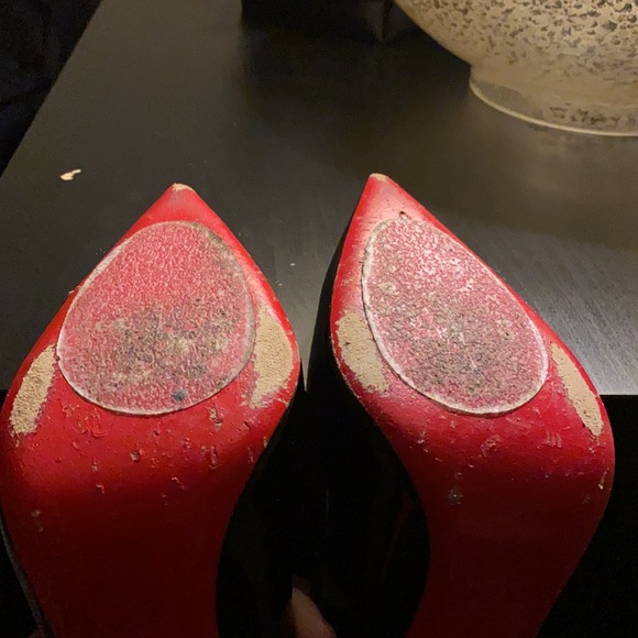 Christian Louboutin So Kate Black Patent Pumps 41 EUR - Picture 11 of 13